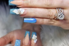 Blue & White Floral Nail Design